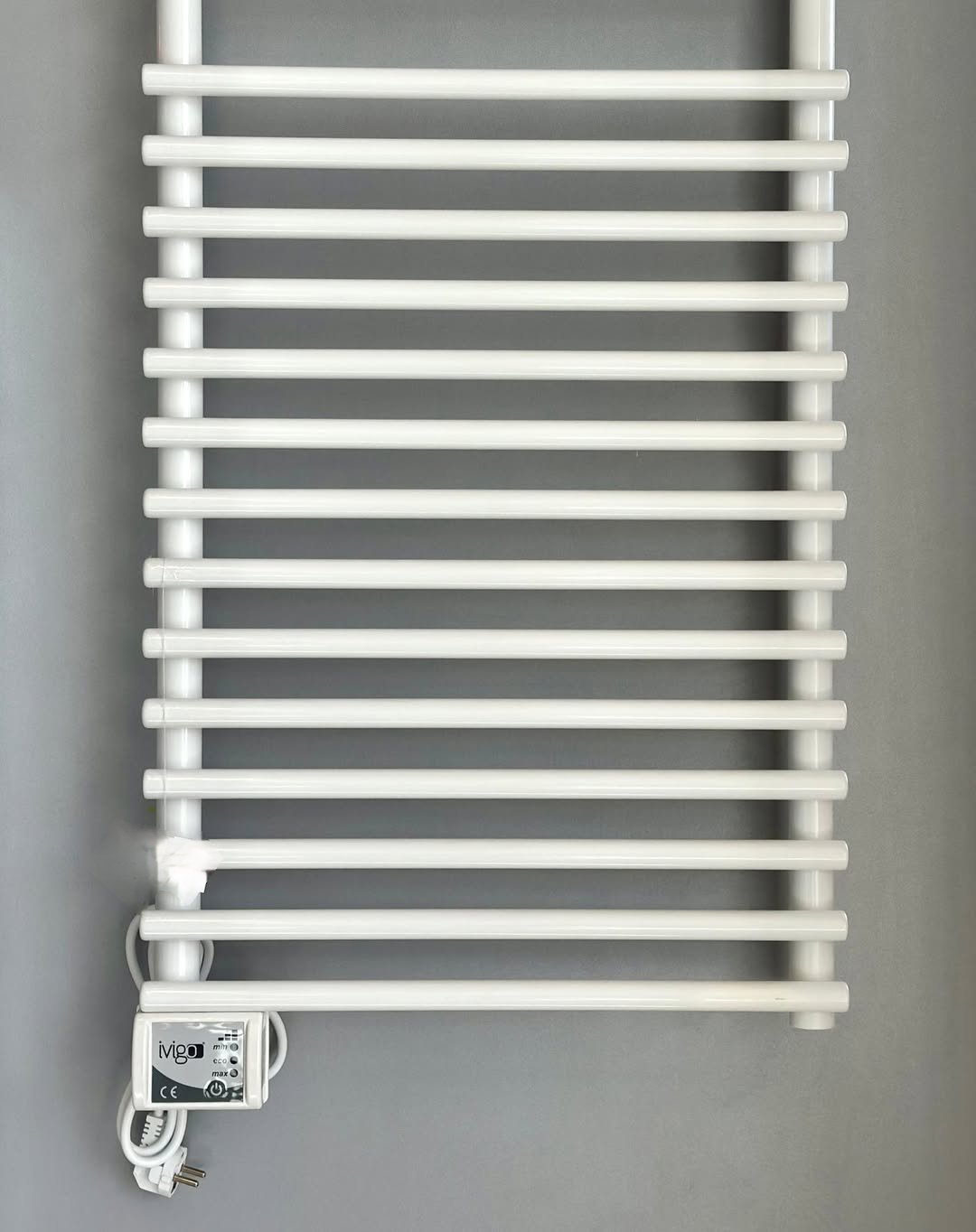 Ivigo Digital Towel Warmer - الصورة 2